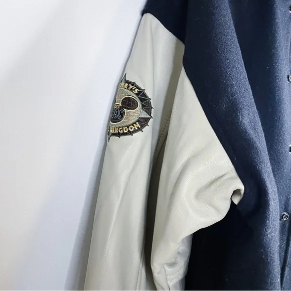 Disney - Animal Kingdom Bomber Jacket - Picture 2 of 5